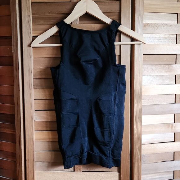 NWOT XTF Extreme Fit Men Black Compression and Body Support Tank Top M Nylon - Picture 4 of 5